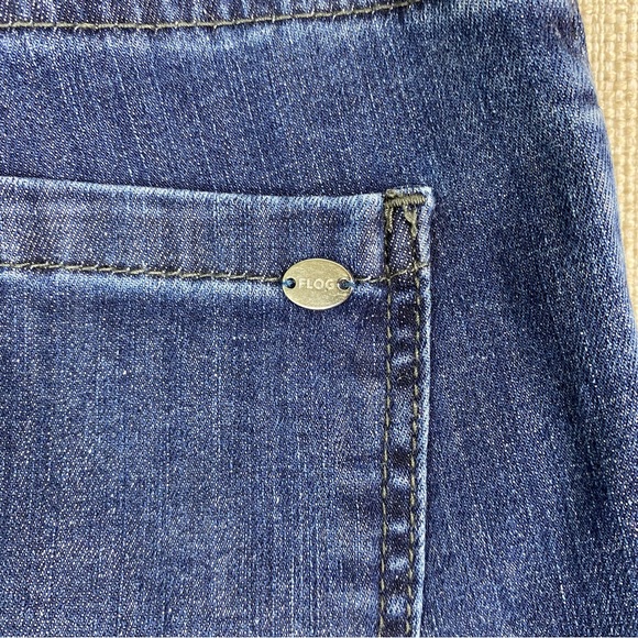 Bevy Flog Amanda Jeans Wide Leg Pull On Size 24 - Picture 9 of 11